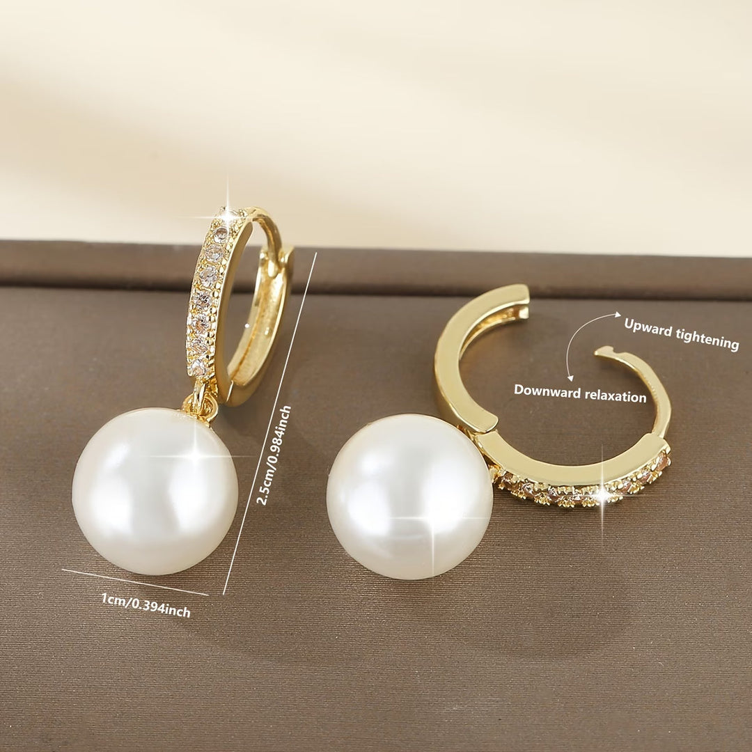Women's Elegant Dangling Pearl Earrings