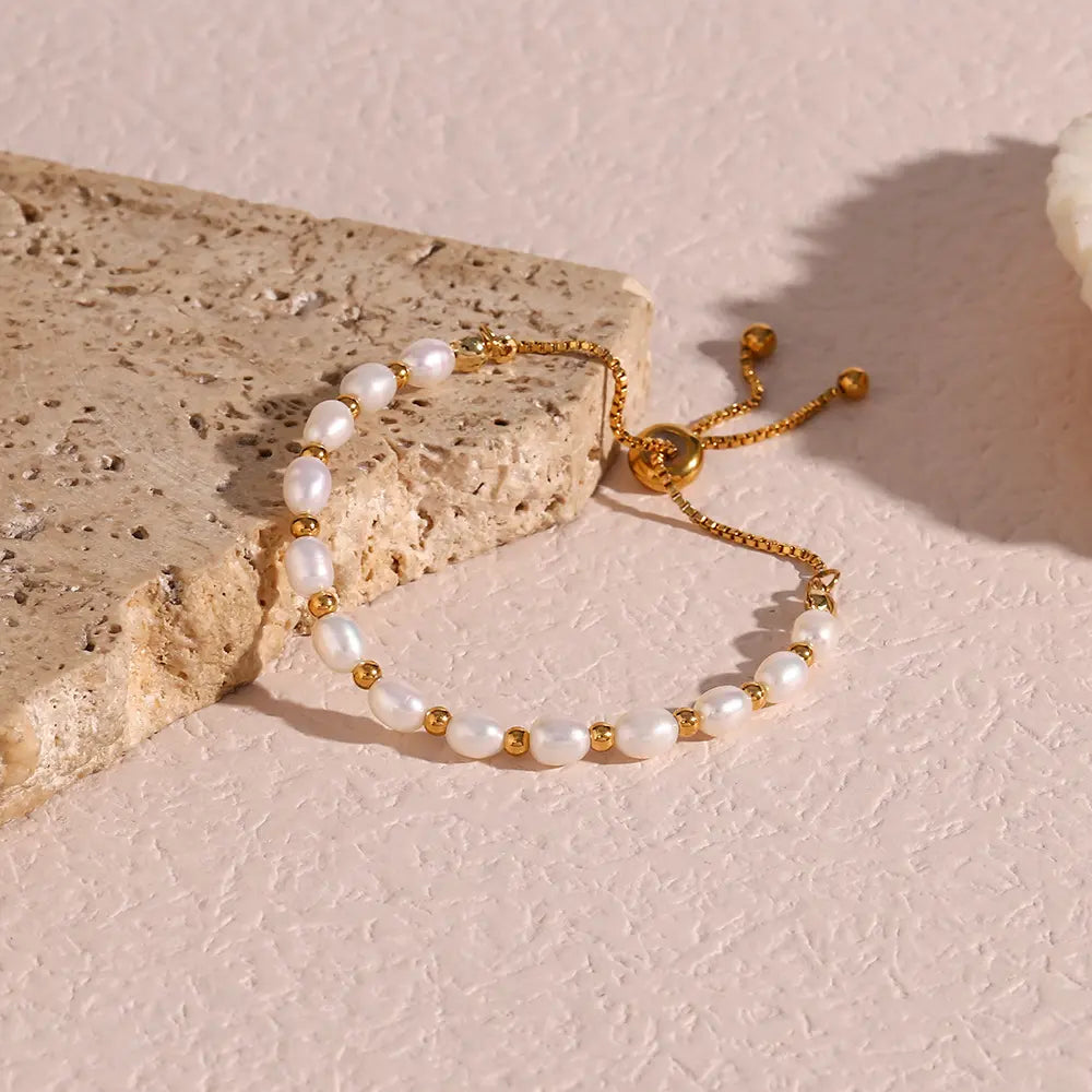 Women's Elegant Pearls Gold Bracelet