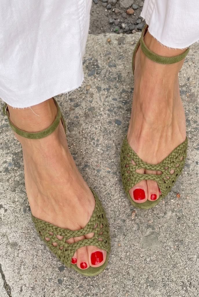 Women's Classic Woven Golden Sandals