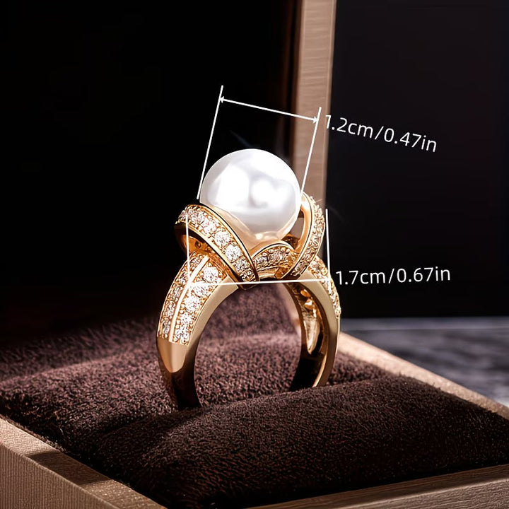 Women's Elegant Crown Pearl Ring