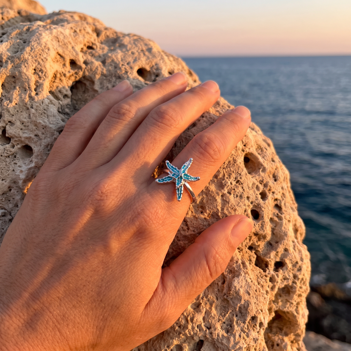 Women's Elegant Blue Star Pattern Crystal Pendant Necklace