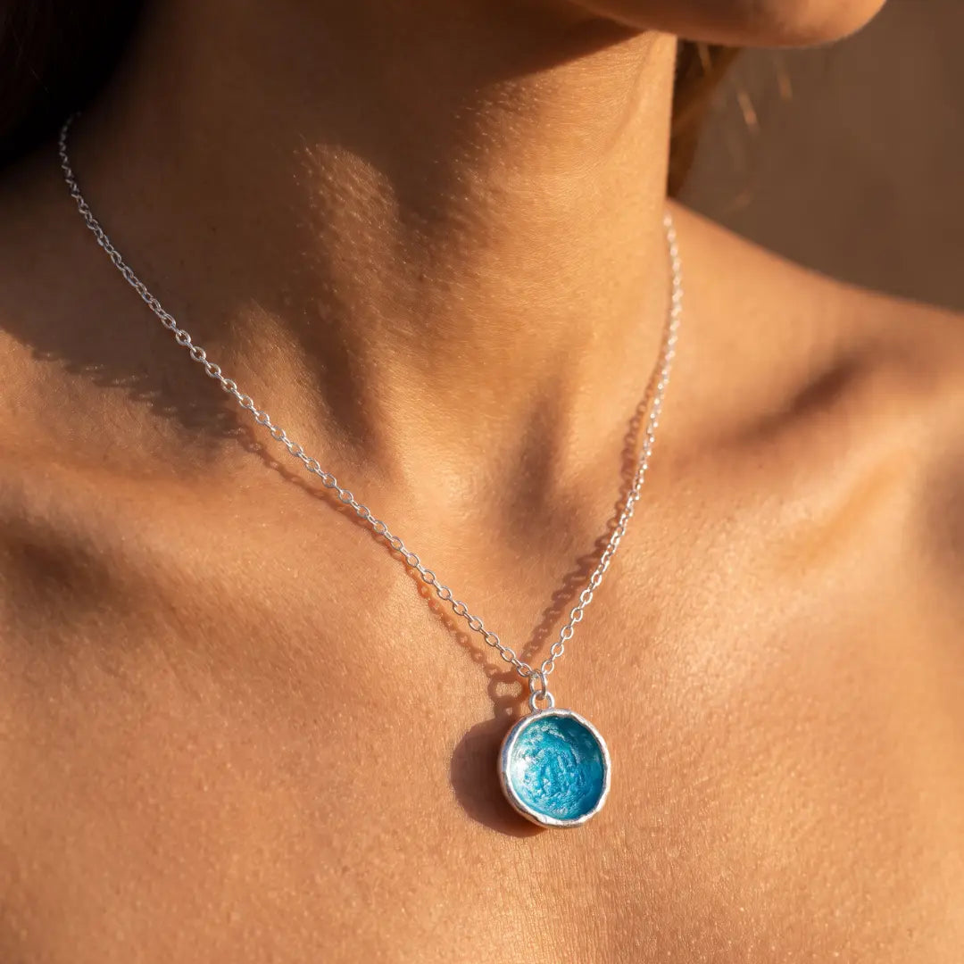 Elegant Blue Crystal Heart Pendant Necklace