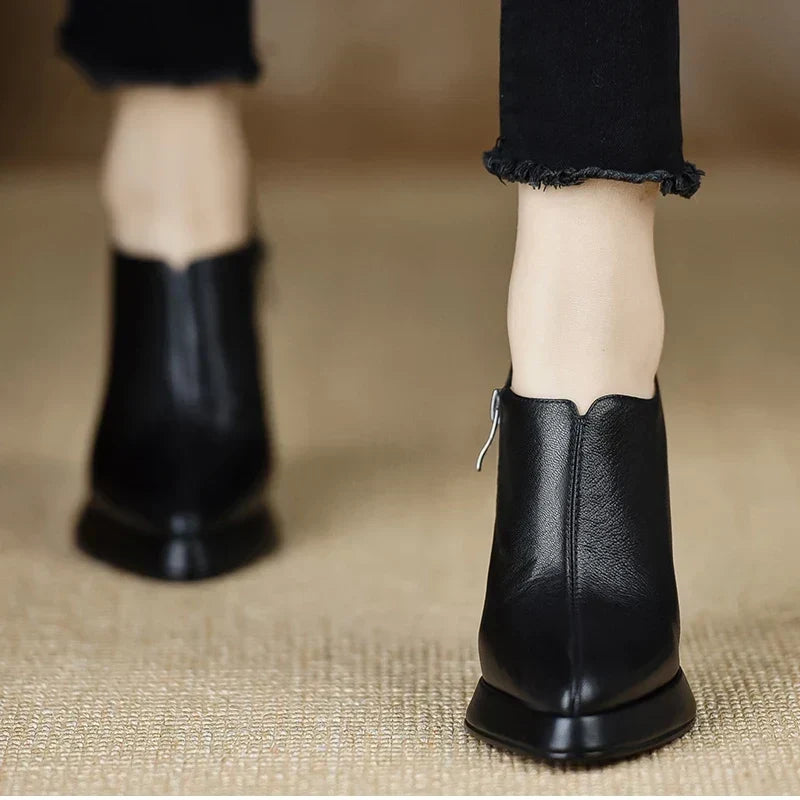 Evelyn | Pointed-Toe Block Heels