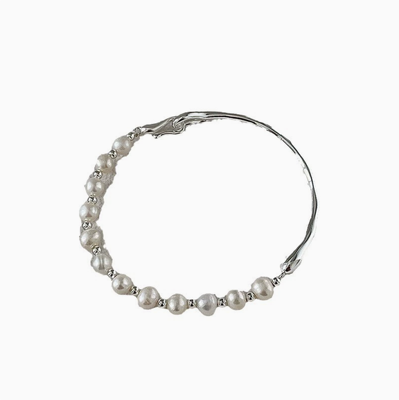 Women's Elegant Ivory Pearl Bracelet