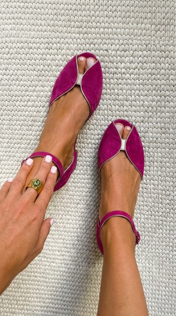 Women's Elegant Sage Sandals
