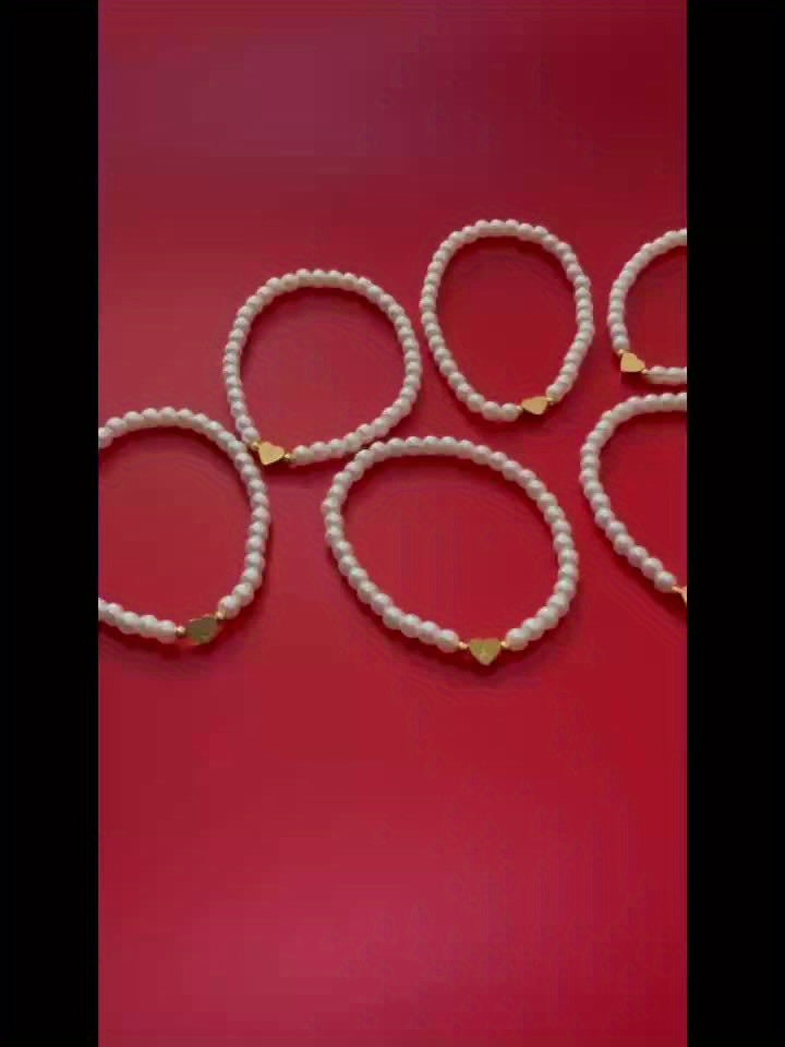 Personalized Pearl Bead Bracelet with Heart Initial Charm