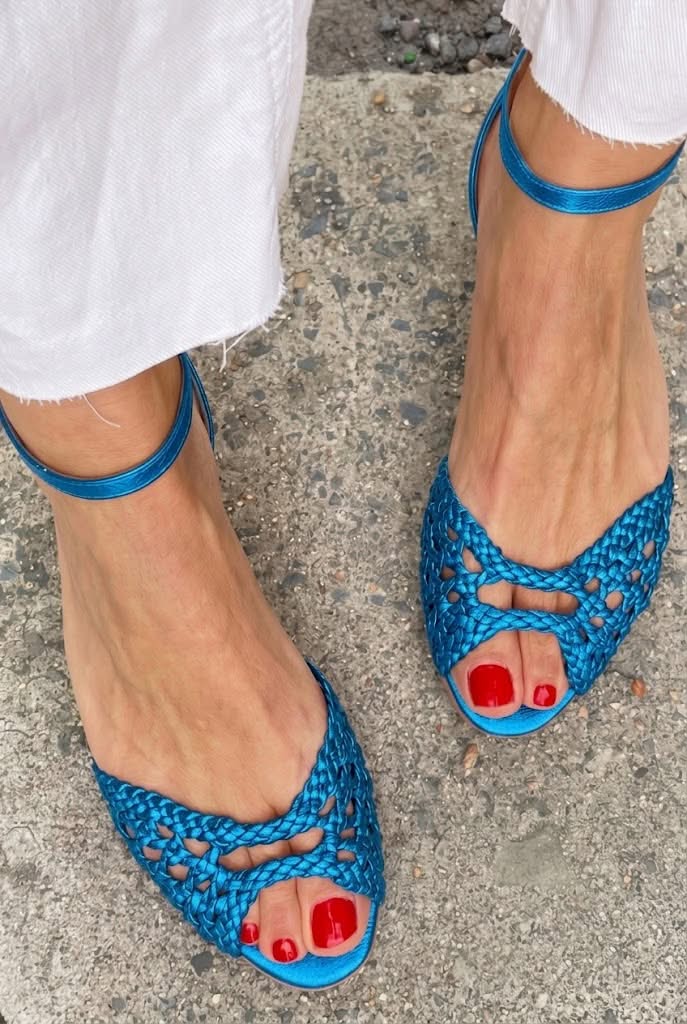 Women's Classic Woven Golden Sandals