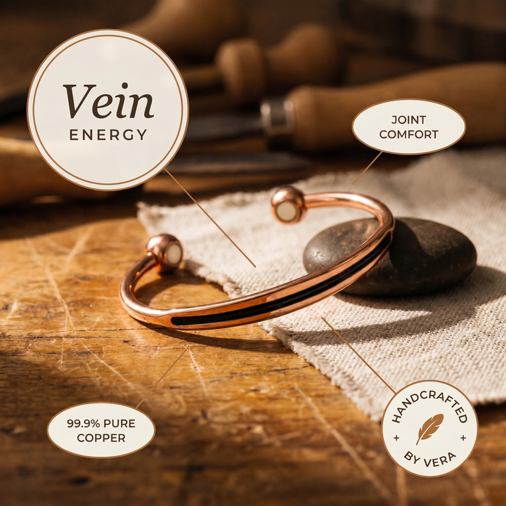 Women's Sleek Vein Copper Bracelet