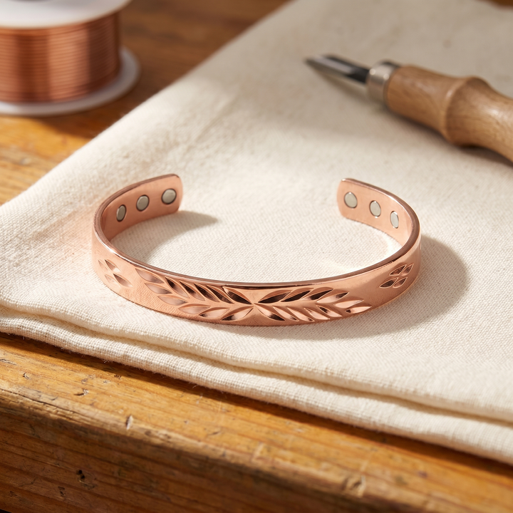 Women's Sleek Lunar Copper Bracelet