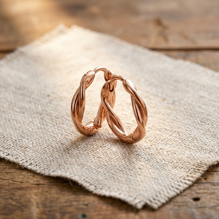 Women's Classic Wren Copper Hoop Earrings