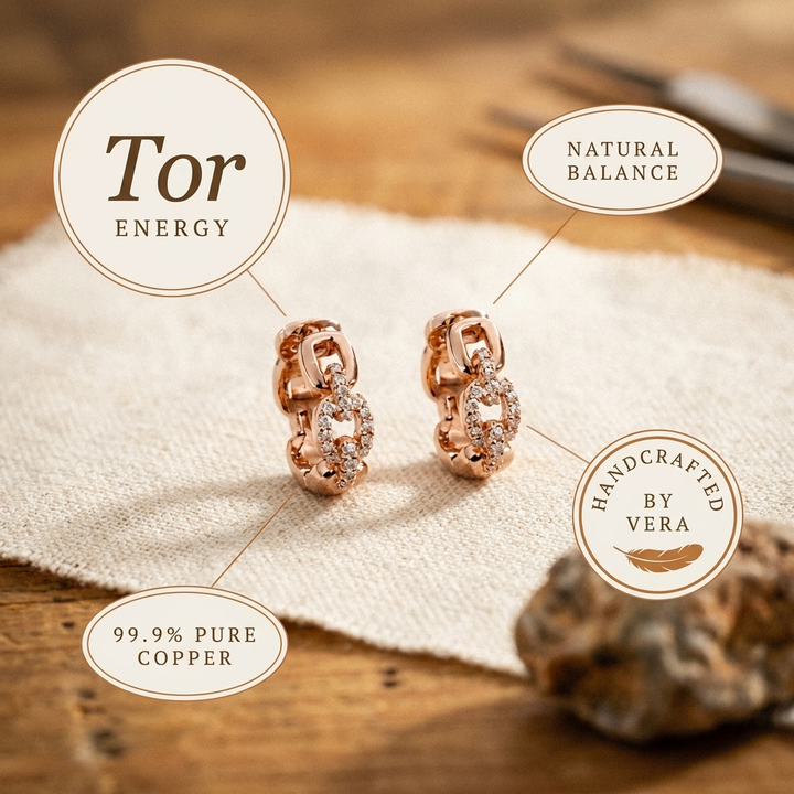 Women's Sleek Tor Copper Earrings