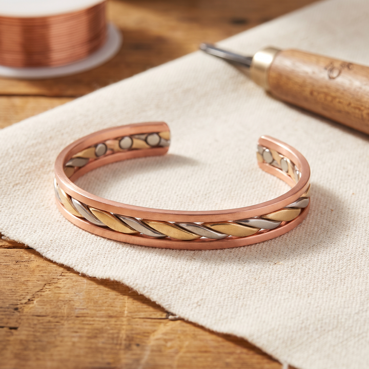 Women's Sleek Bud Copper Bracelet