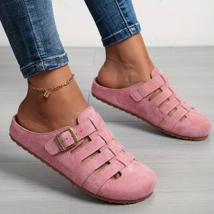 Women's Casual Comfort Clogs With Strap