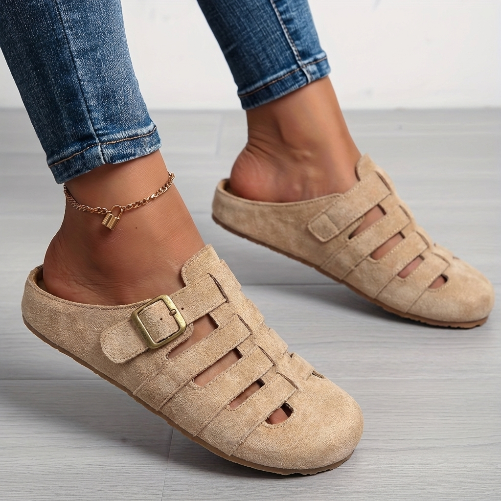 Women's Casual Comfort Clogs With Strap