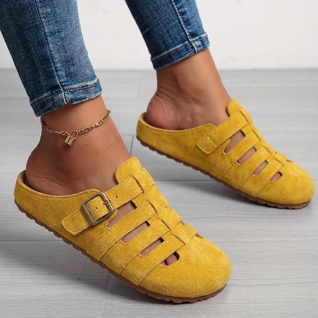Women's Casual Comfort Clogs With Strap